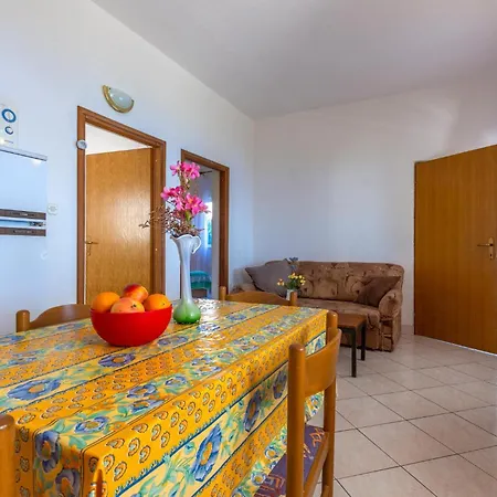 Casa de Férias Stunning In With Kitchen